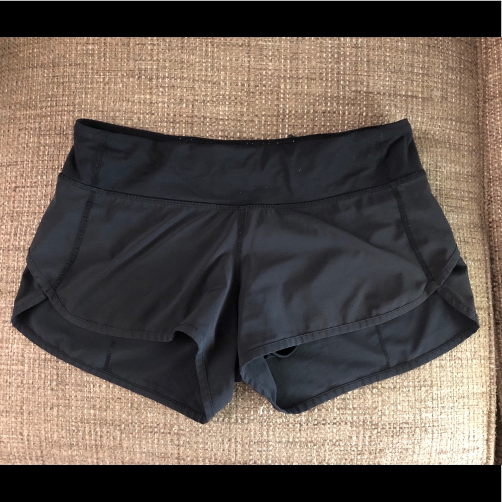 Lulu lemon speed up shorts 2.5 inch